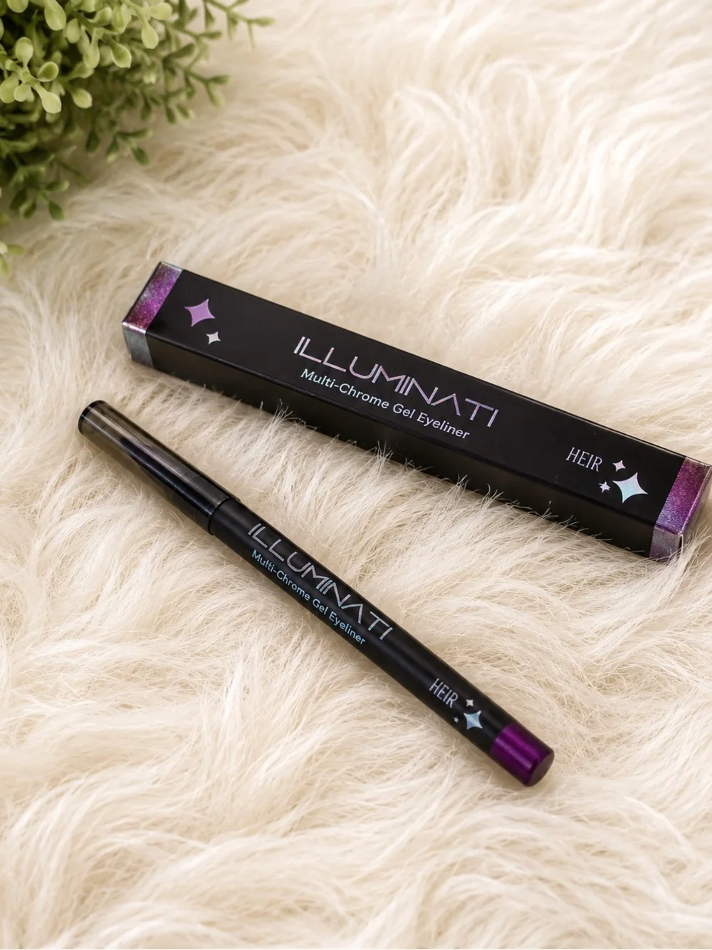 Illuminati PURPLE Multi-Chrome Gel Eyeliner Pencil – Purple Heir Full Size New